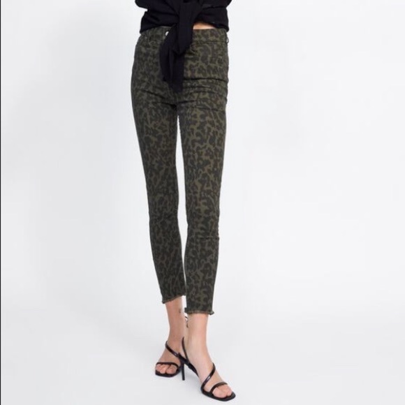 Zara premium denim the high waist skinny leopard - Picture 2 of 7